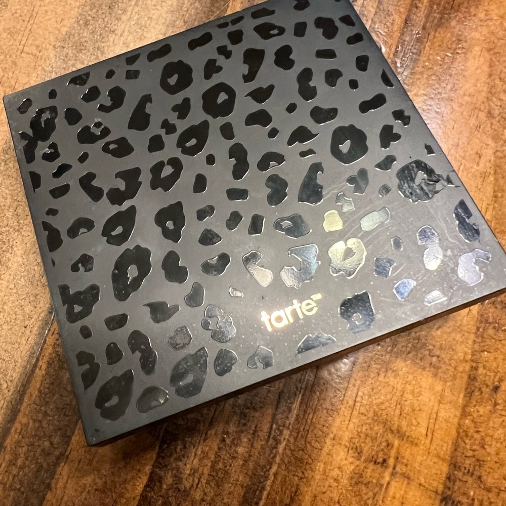 Tarte Eyeshadow Palette - Neutral Shades - Picture 3 of 5